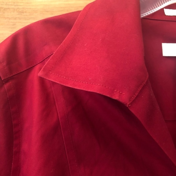CHICO’S / no iron/ size 1/ button down/ red / Long sleeve - Picture 3 of 10